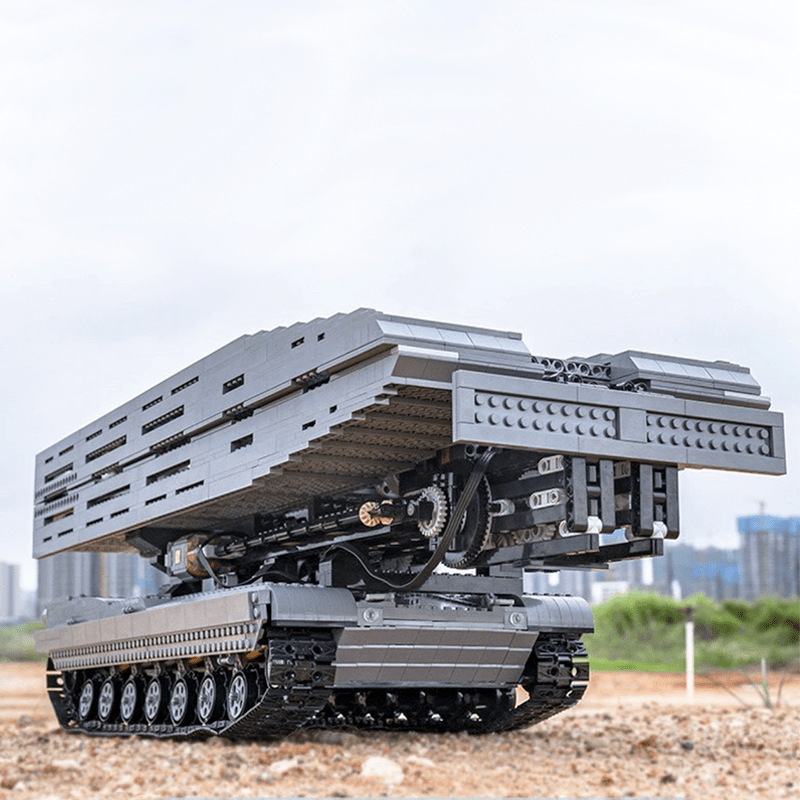 Mould King 20002 - Remote Controlled Abrams Bridge Layer - vue 8 | Power Blockz