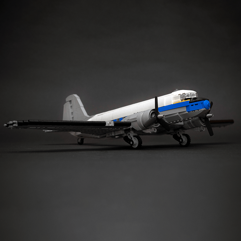 Gobricks MOC-132701 - Douglas DC-3 - vue 4 | Power Blockz
