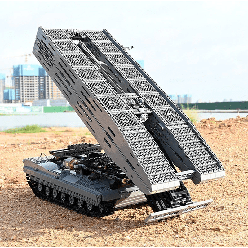 Mould King 20002 - Remote Controlled Abrams Bridge Layer - vue 13 | Power Blockz