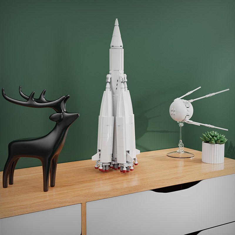 Gobricks MOC-89549 - Sputnik 1 & R-7 rocket 8K71PS M1-1PS - vue 5 | Power Blockz