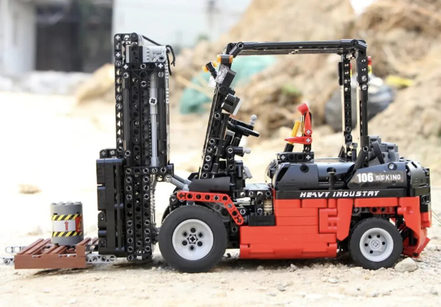 Wangzhi 9828 - RC Industrial Forklift - vue 8 | Power Blockz