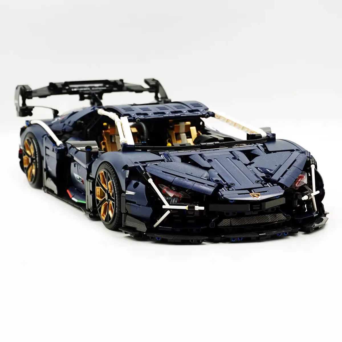 2024 Hybrid V12 Hypercar - vue 6