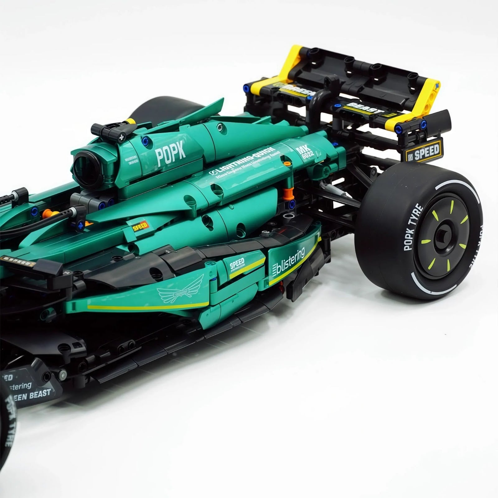 EIKEE Y18011 - Static - AMR 25 Formula 1 Car - vue 9 | Power Blockz