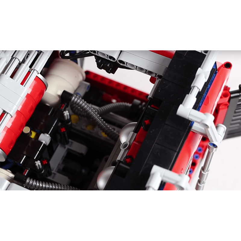 Mould King 19004S - Pneumatic Airport Rescue Truck - vue 3 | Power Blockz