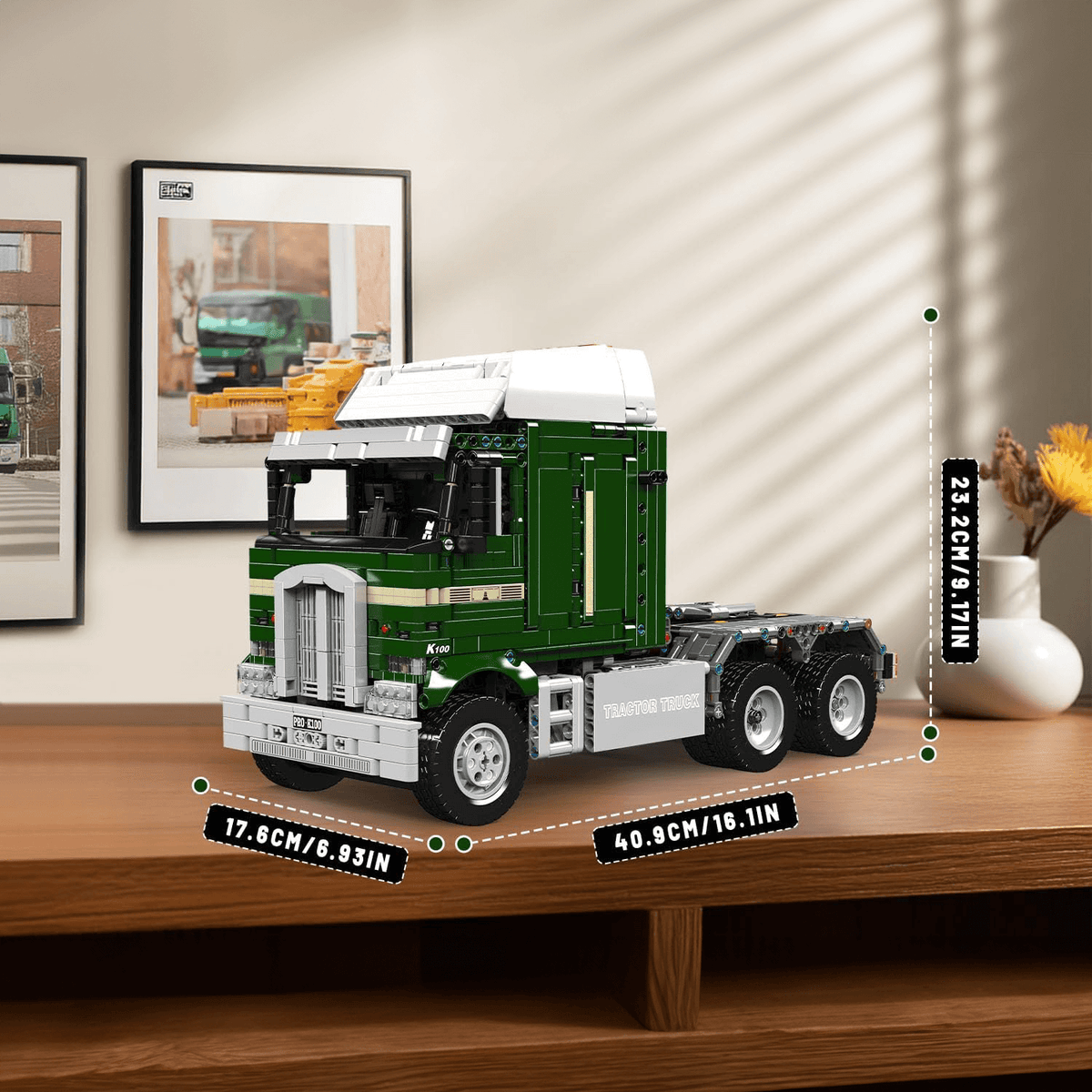 Mould King 13202 - 70s Cabover Truck Remote Control - vue 7 | Power Blockz