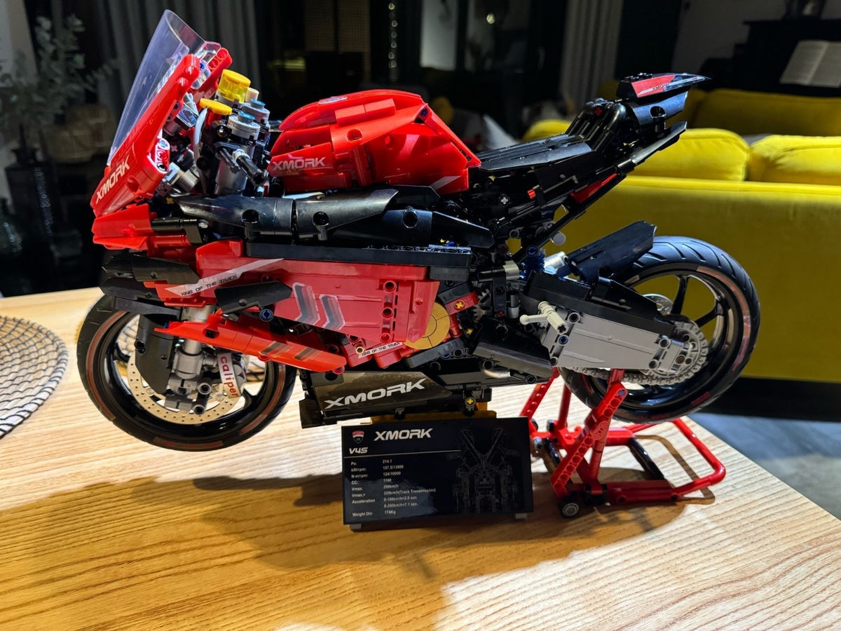 Panlos 672105 - V4 Streetfighter Superbike - vue 2 | Power Blockz