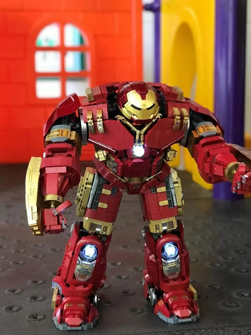 MK44 Hulkbuster Armor - vue 2