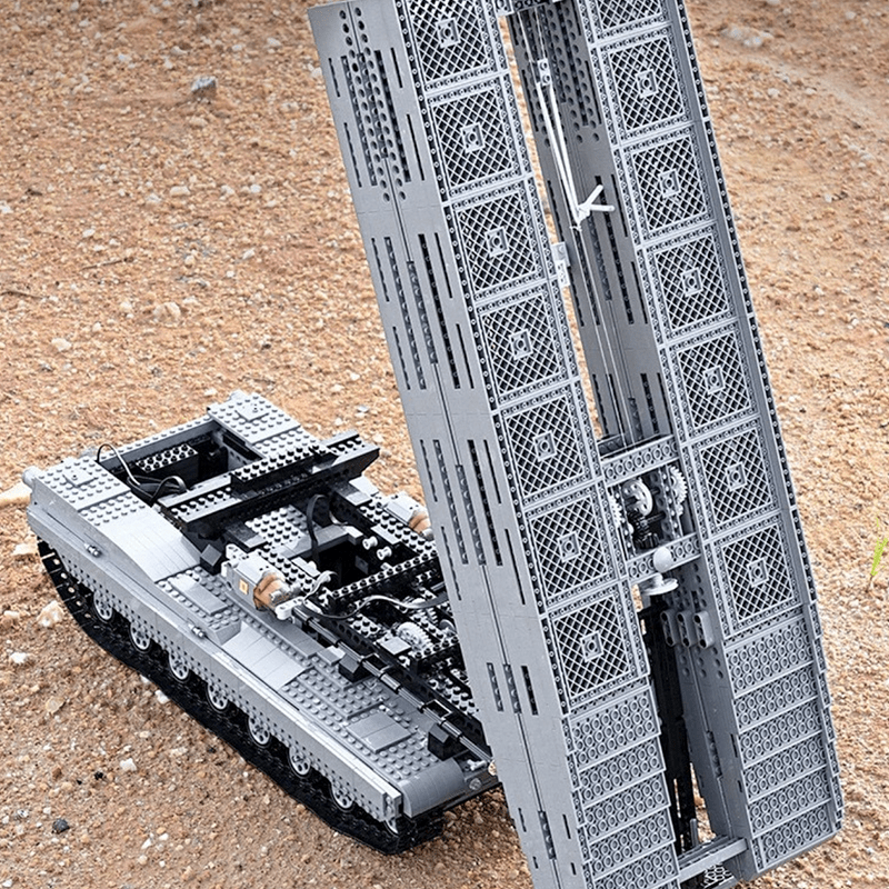 Mould King 20002 - Remote Controlled Abrams Bridge Layer - vue 11 | Power Blockz