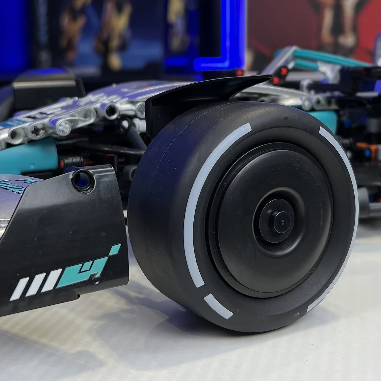 AMG F1 W15 | 1980pcs - AMG F1 W15 - vue 7 | Power Blockz