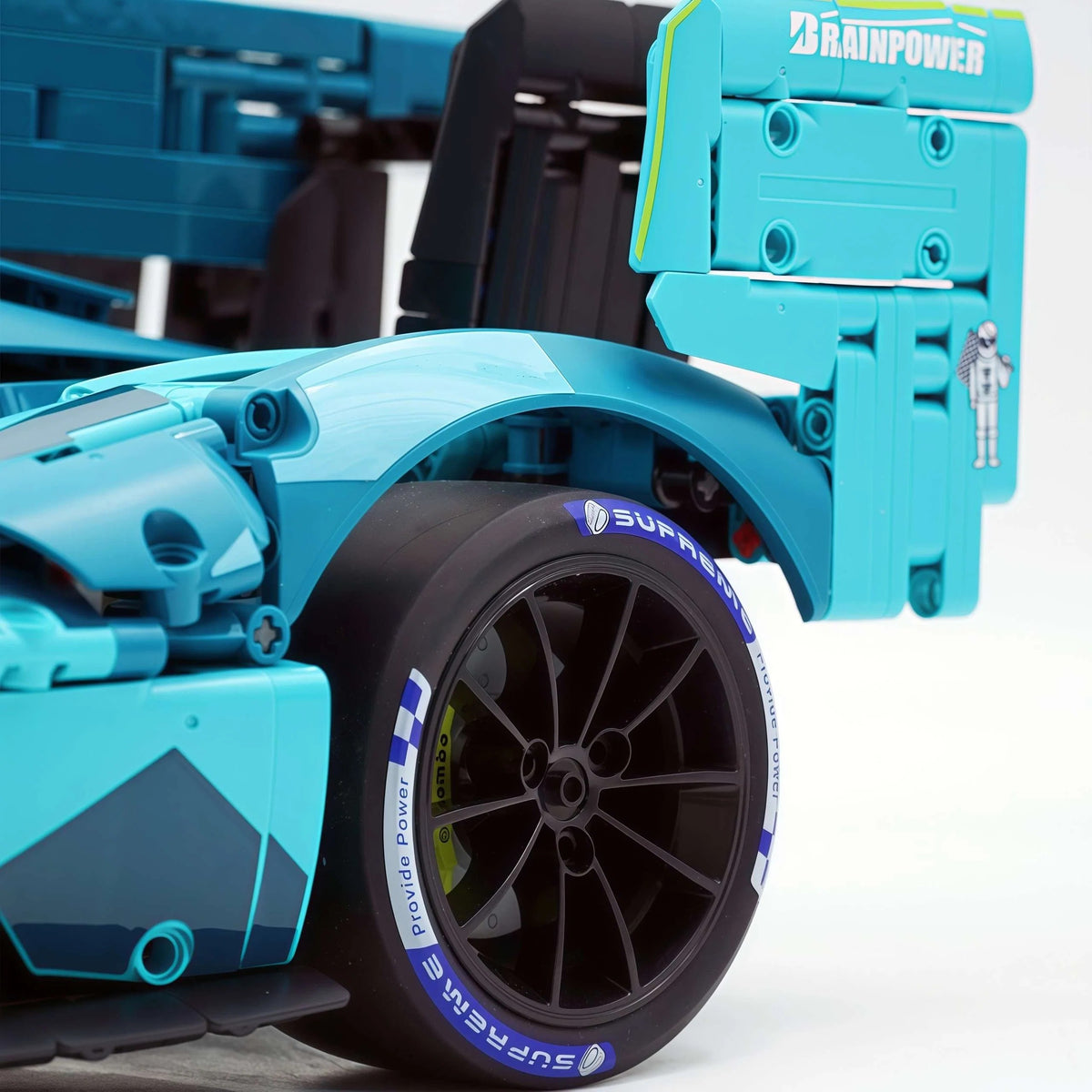 Y18083 - Static Version - Valkyrie Racer Prototype Le Mans - vue 11 | Power Blockz