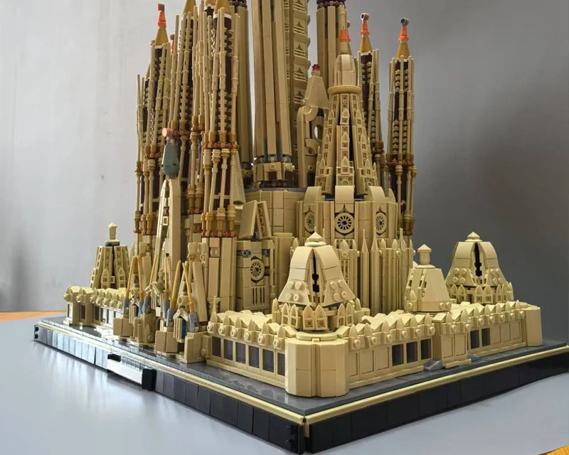 Gobricks MOC-65795 Barcelona Sagrada Familia - 10048pcs building blocks set - view 9 | Power Blockz