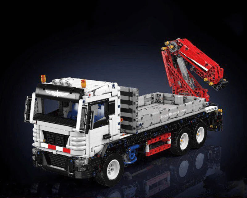 Mould King 17063 Truck Mounted Crane - 2530pcs building blocks set - view 7 | Power Blockz