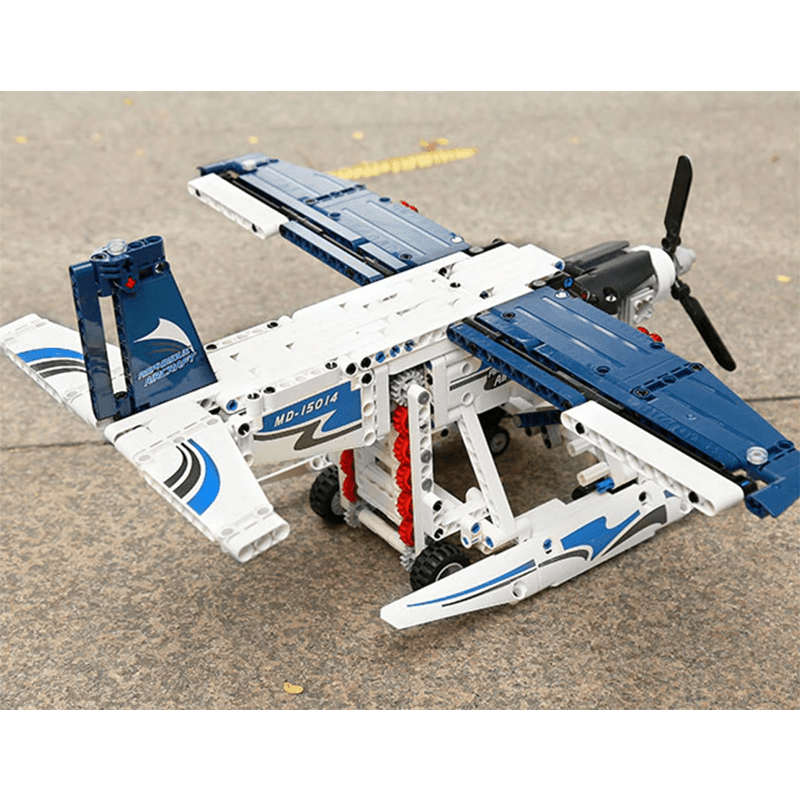 Mould King 15014 - Remote Controlled Amphibious Plane - vue 6 | Power Blockz