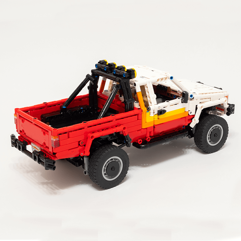 Power Blockz MOC-190349 - Static Version - Racing Pickup Hilux SR5 Tribute Edition - vue 7 | Power Blockz