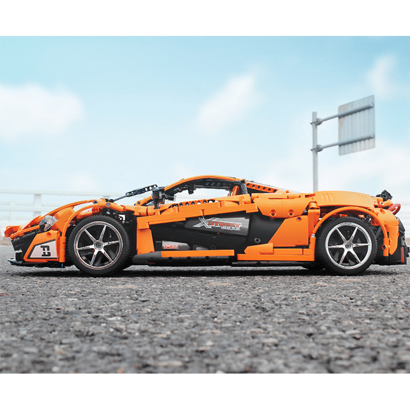 Mould King 13090S - Static Version - Orange Hybrid Hypercar P1 - vue 4 | Power Blockz