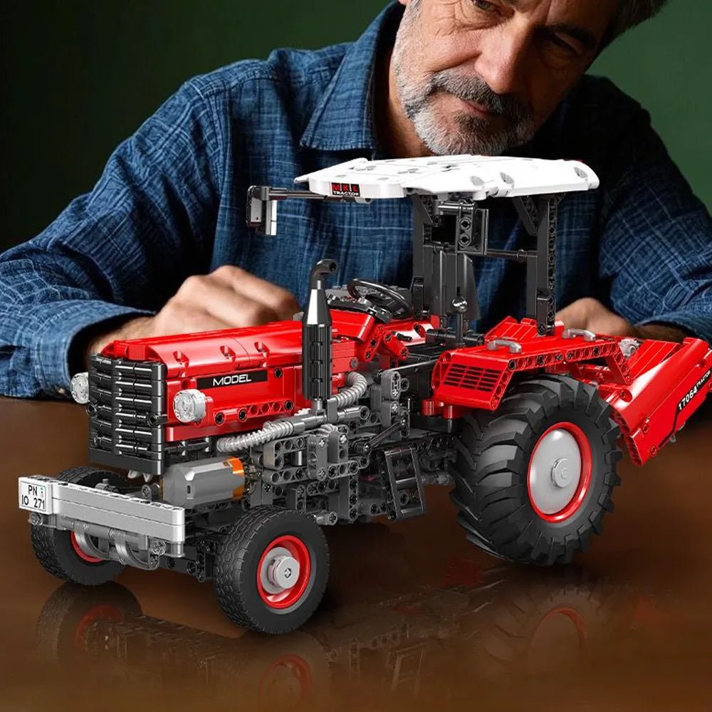 Modern Farm Tractor - vue 3