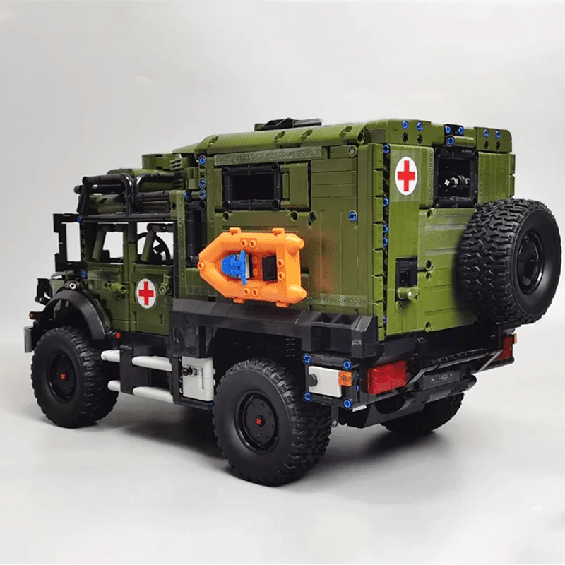 TGL T4023 - Armoured Military Ambulance - vue 8 | Power Blockz