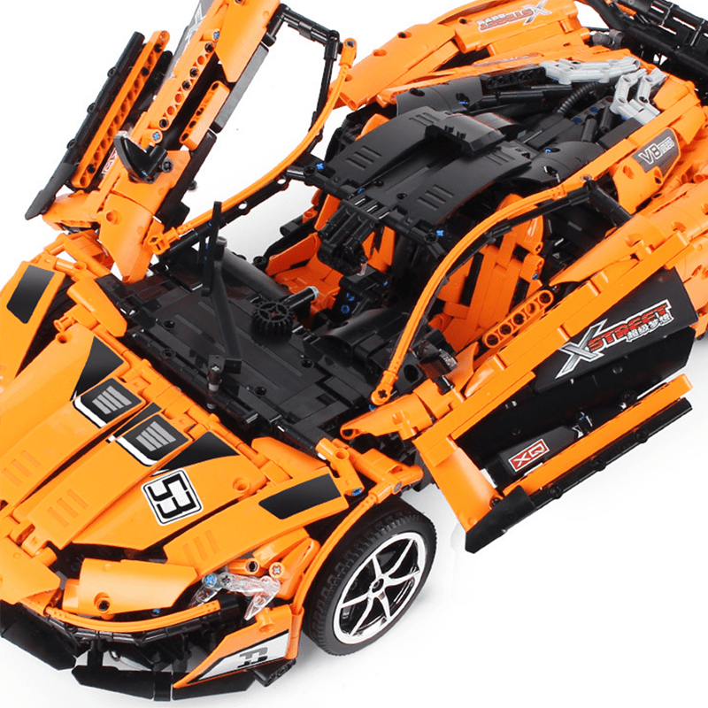 Mould King 13090S - Static Version - Orange Hybrid Hypercar P1 - vue 8 | Power Blockz