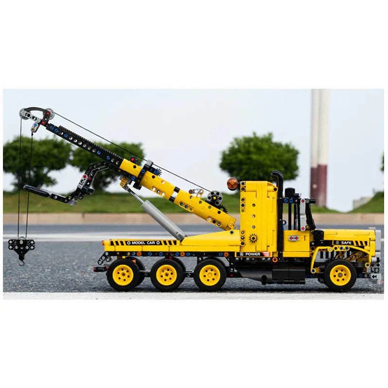 Mould King 17011 - Heavy-Duty Tow Truck - vue 6 | Power Blockz
