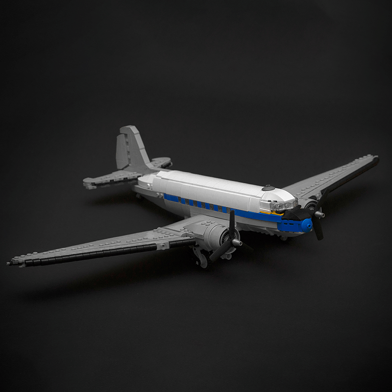 Gobricks MOC-132701 - Douglas DC-3 - vue 5 | Power Blockz