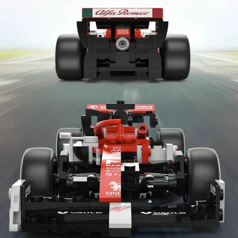 Rastar 94400 - Official Alfa Romeo F1 C42 - vue 3 | Power Blockz