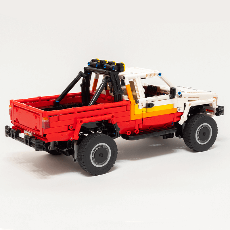 Power Blockz MOC-190349 - Static Version - Racing Pickup Hilux SR5 Tribute Edition - vue 4 | Power Blockz