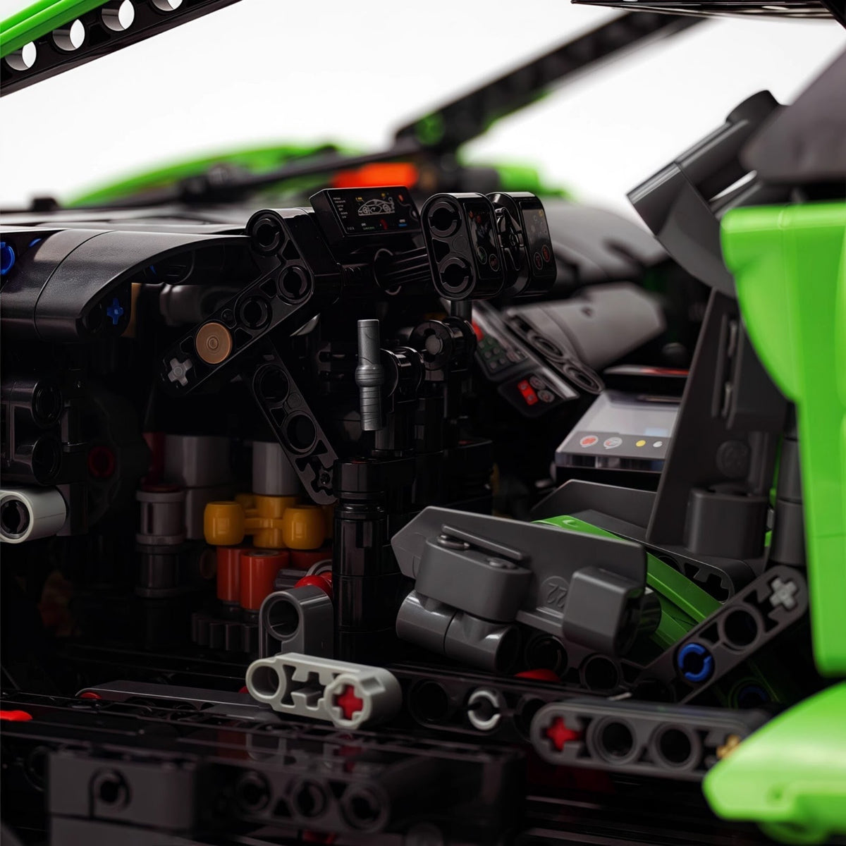 TGL T5050 - Track-Only V12 SV Hypercar - vue 10 | Power Blockz