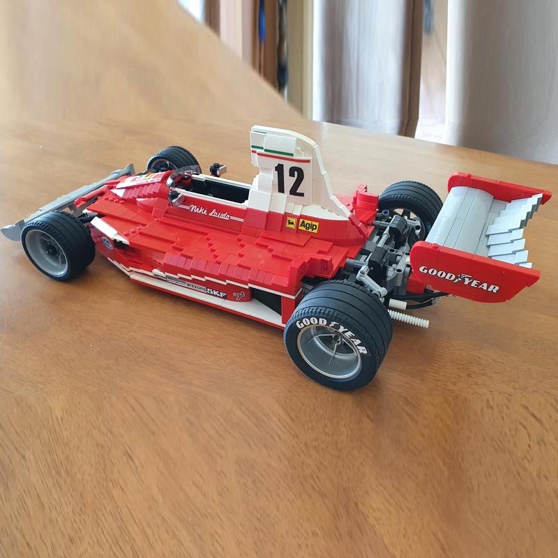 Xingbao XB-03023 - Stickers included - Niki's 312T -Winning GP Icon – 70s - vue 5 | Power Blockz